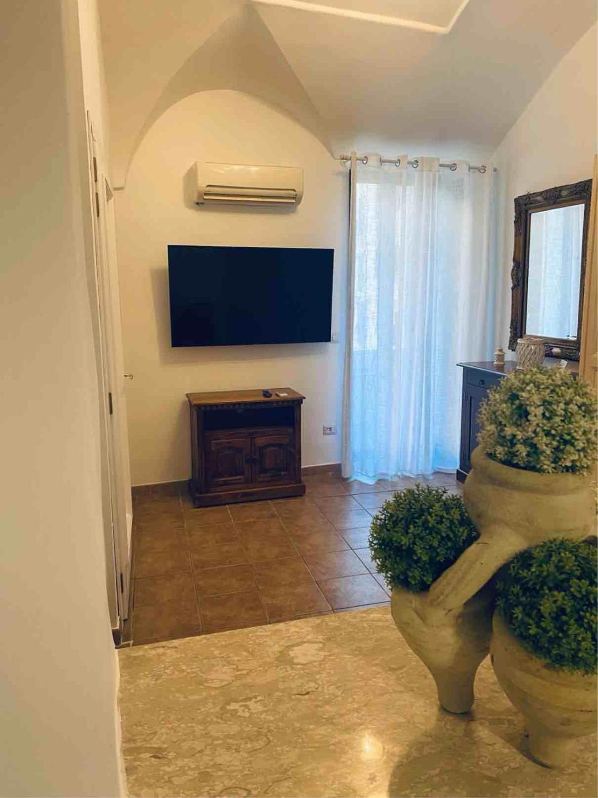 דירות ספרלונגה Casa Cardi מראה חיצוני תמונה