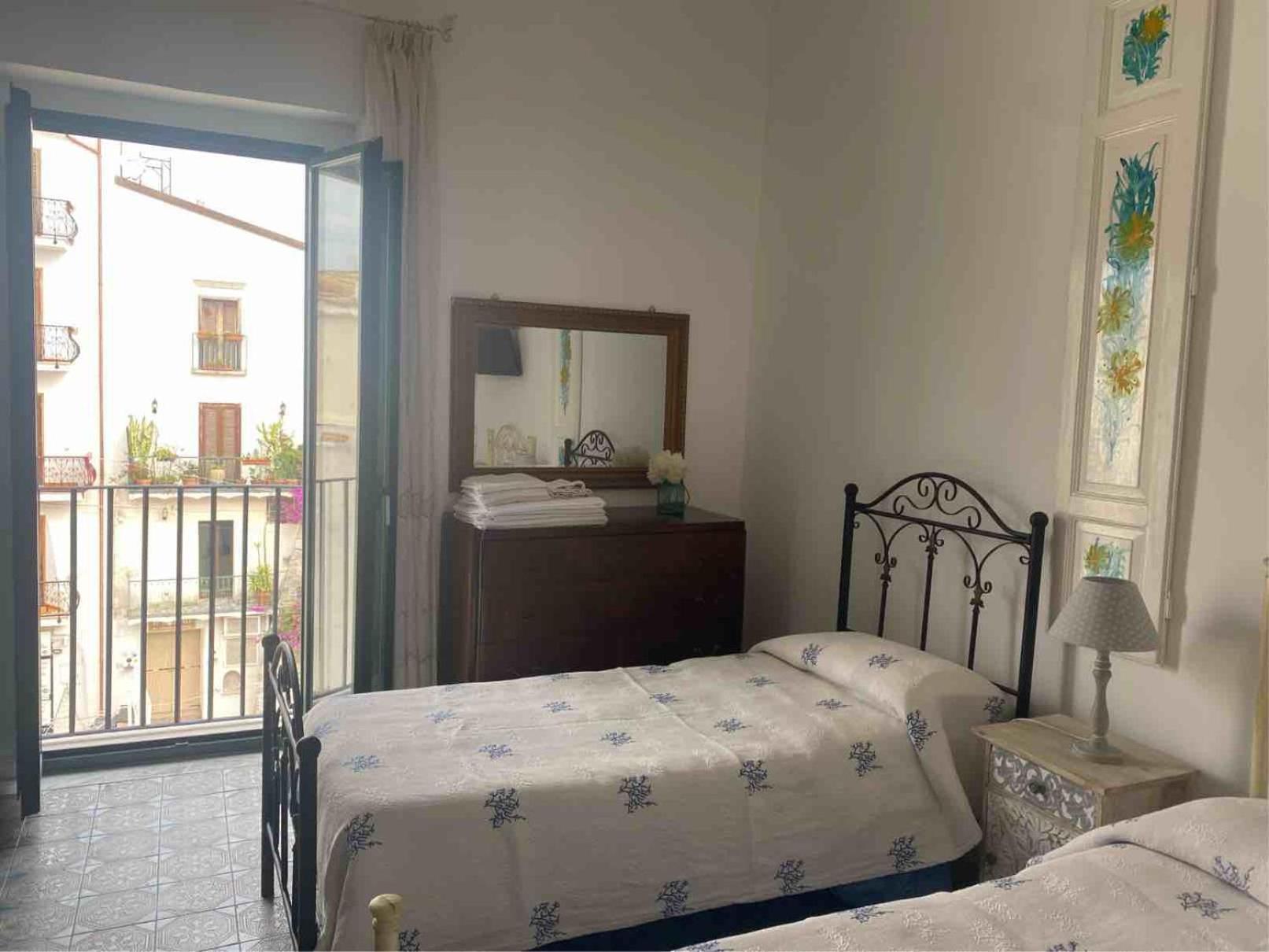 דירות ספרלונגה Casa Cardi מראה חיצוני תמונה