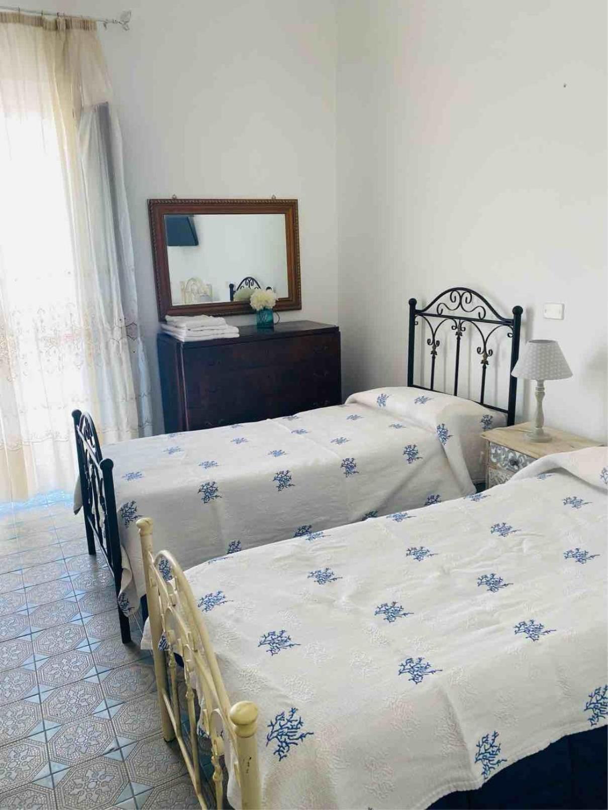 דירות ספרלונגה Casa Cardi מראה חיצוני תמונה